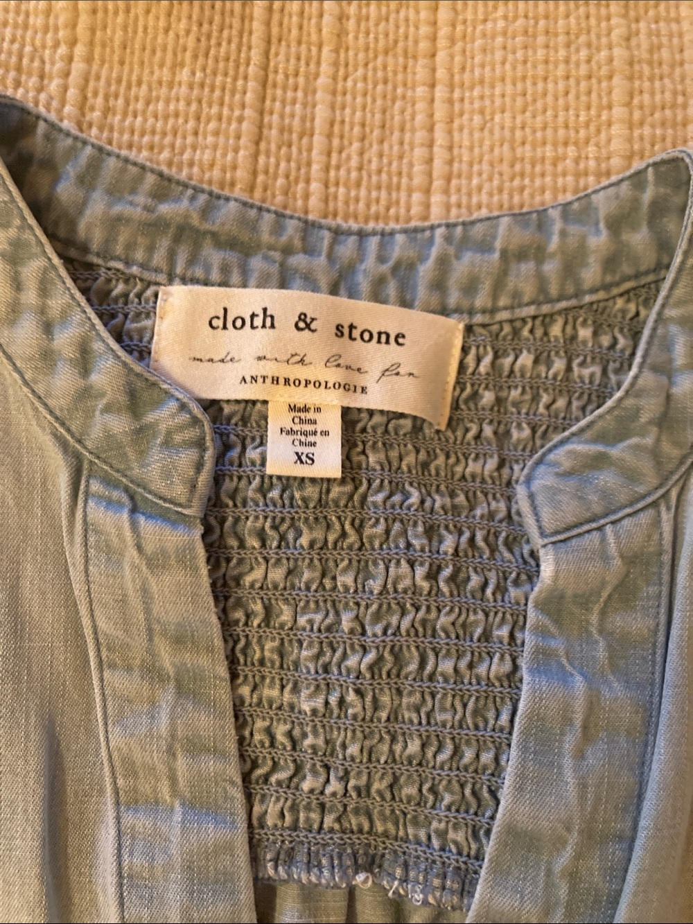 Anthropologie Cloth & Stone Chambray Button-up in Light Blue - Picture 3 of 7